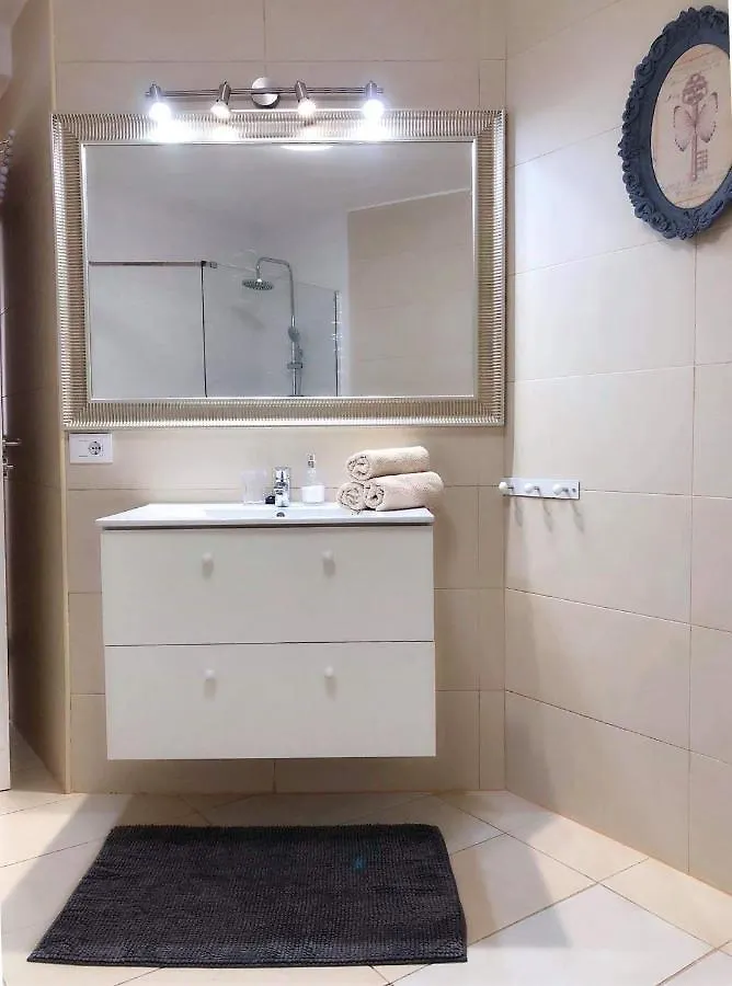 Beautiful 3 Bed Apartment In Los Cristianos Cactus Arona